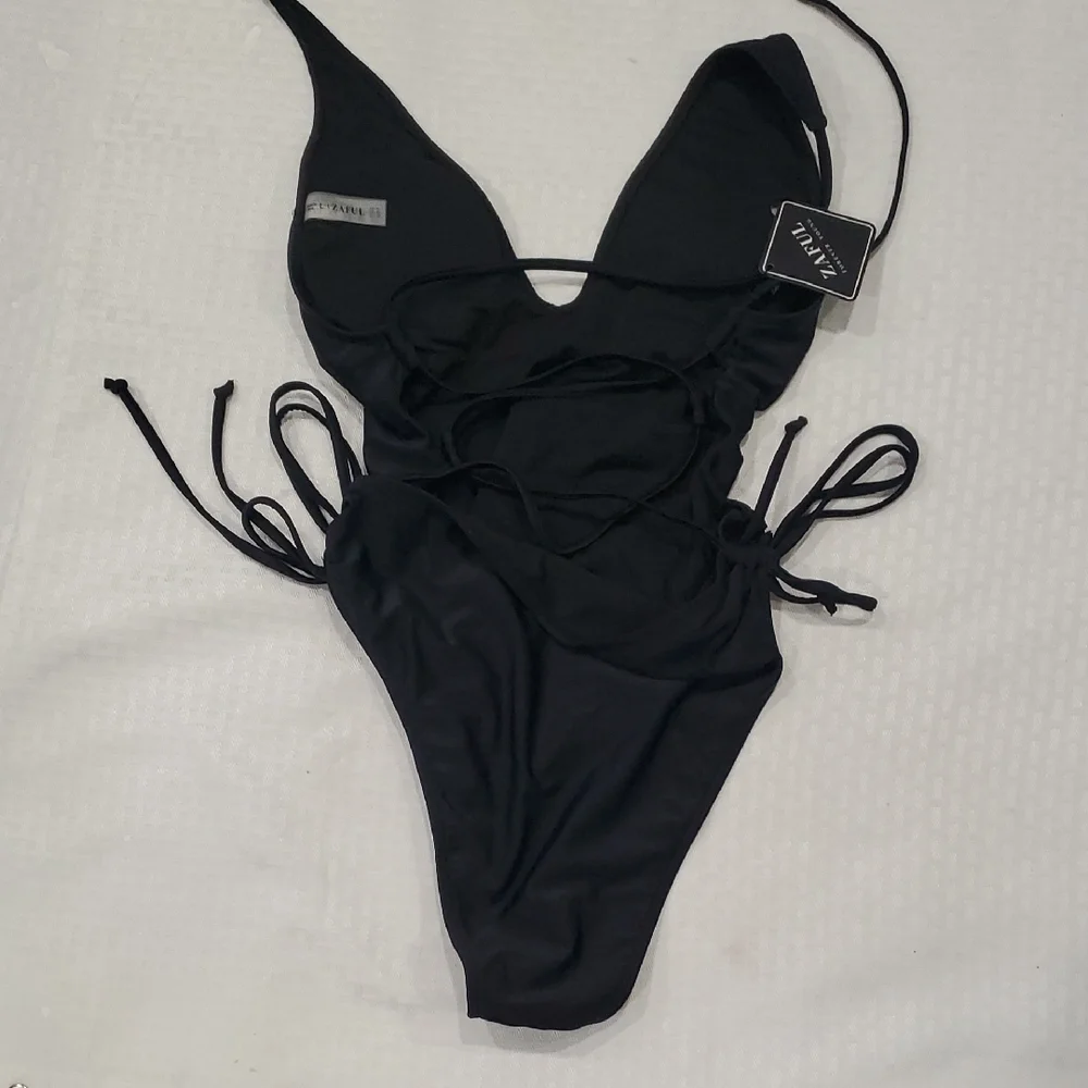 NWT Zaful Sleek Black Highcut  One Piece Swimwear - Picture 2 of 7